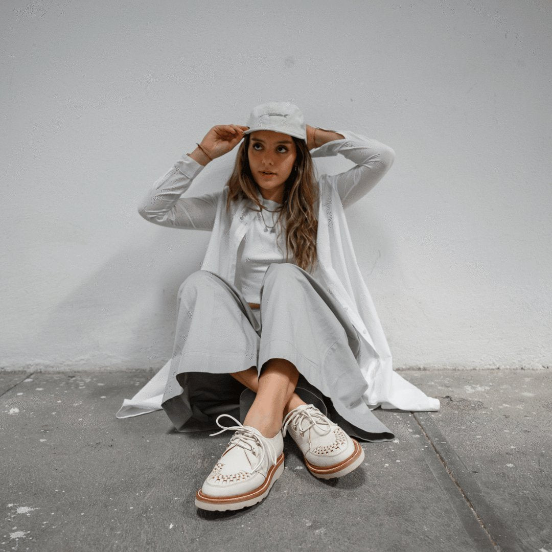 新品 LAYER-0 Sneaker Goodyear welted white close