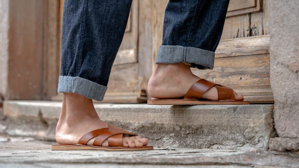 Leather Slides Puffy Insole US8 - Main Image