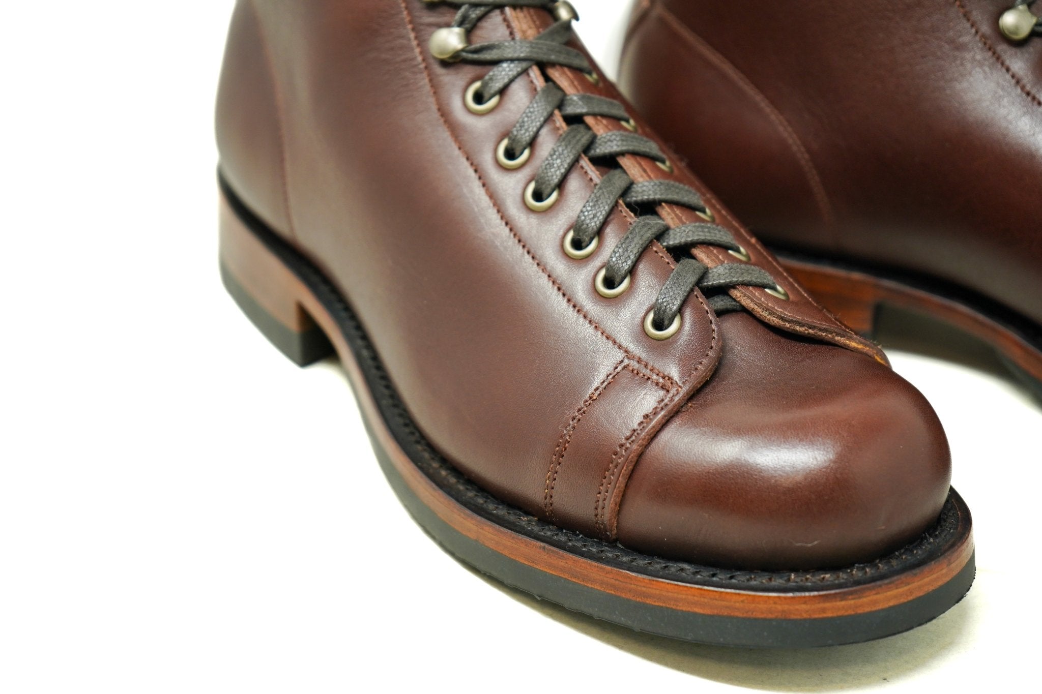 Archie Brown: Goodyear Welted Burras with Vibram 705 Sole – Unmarked