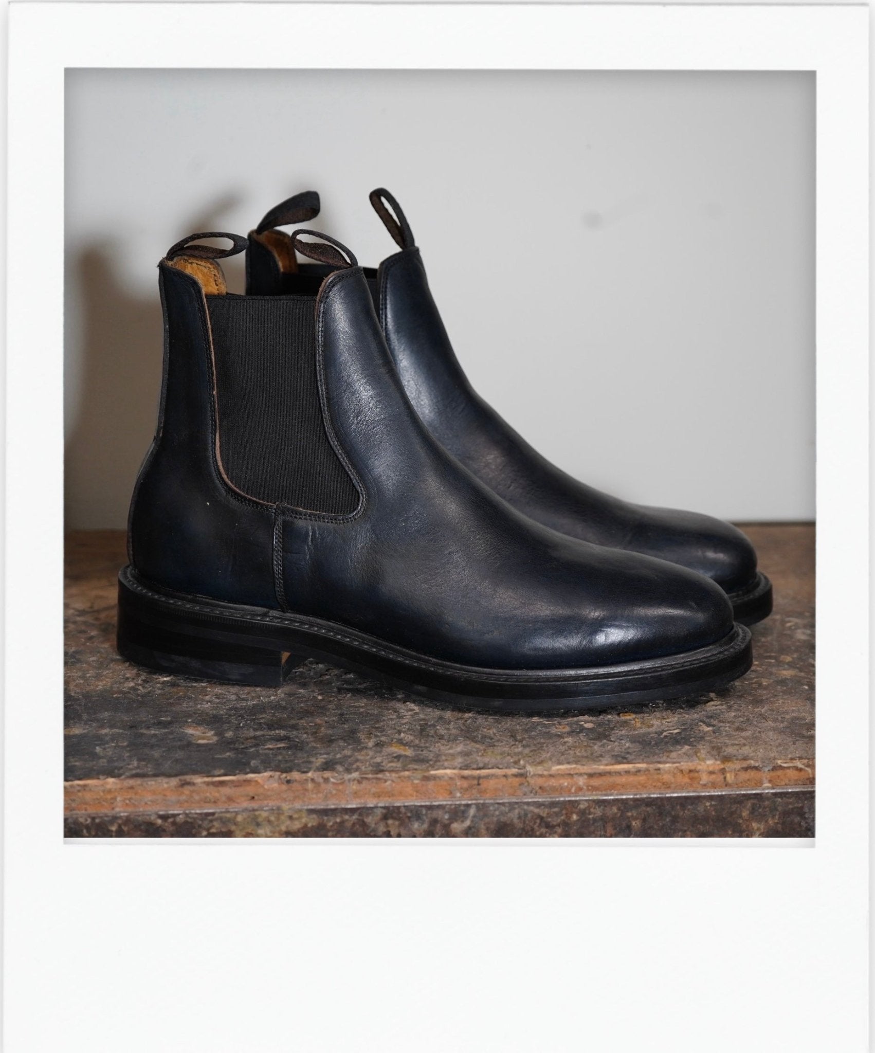 Chelsea boots near me hotsell