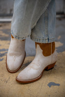 Durango Boots V3 White Distressed - Unmarked