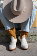 Durango Boots V3 White Distressed - Unmarked