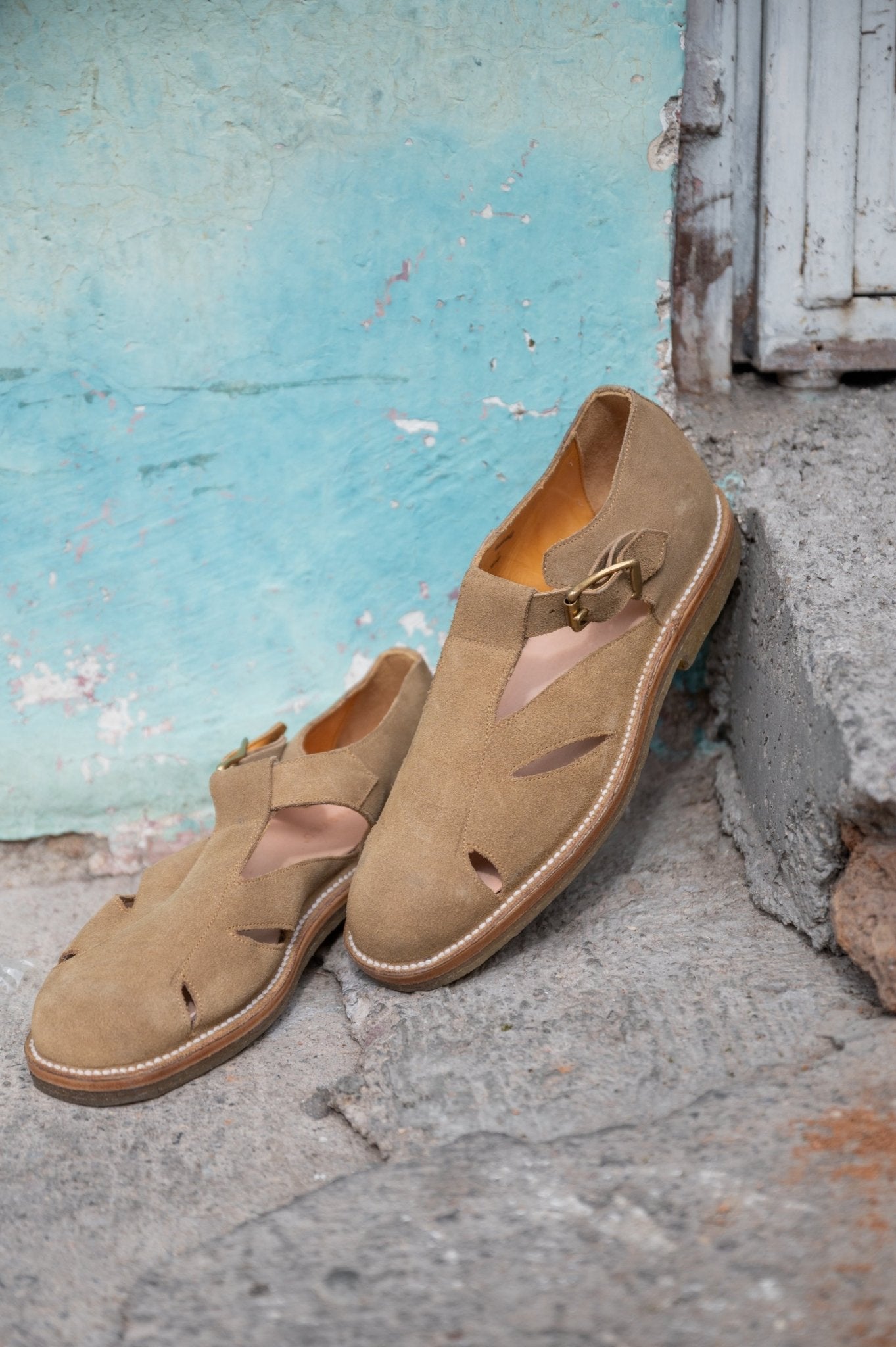 Gurkha Sandal Dark Sand Suede – Unmarked