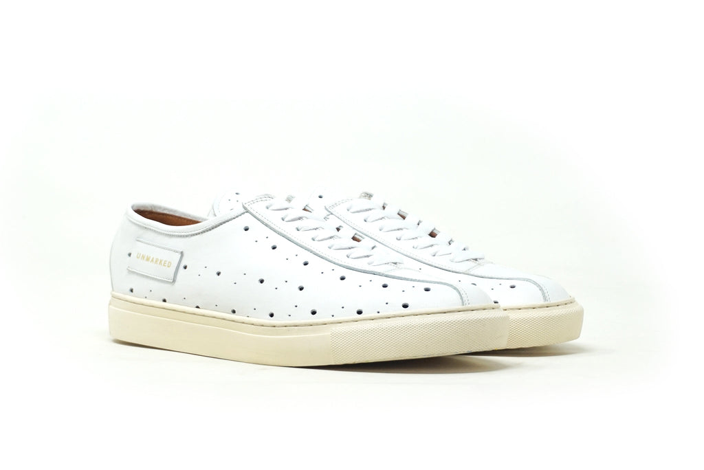 Cycla Sneakers White - Unmarked