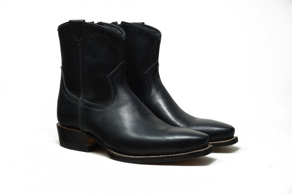 Juana Boots Black - Unmarked